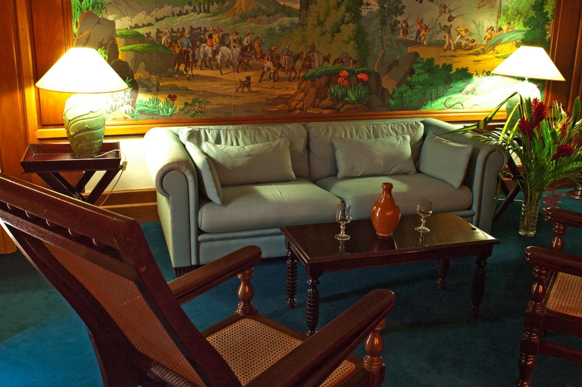 Hotel La Bateliere Schoelcher Ngoại thất bức ảnh