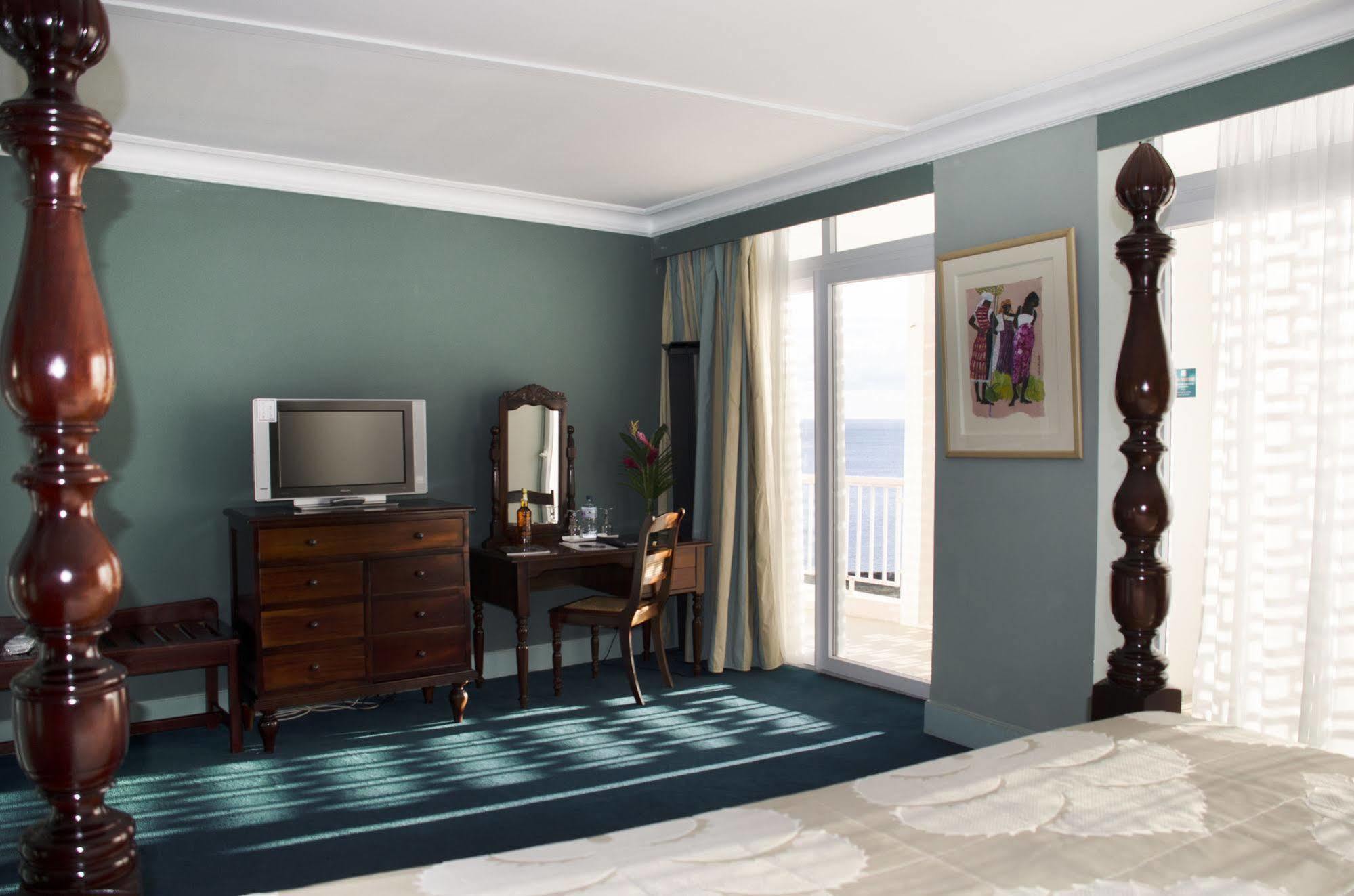 Hotel La Bateliere Schoelcher Ngoại thất bức ảnh
