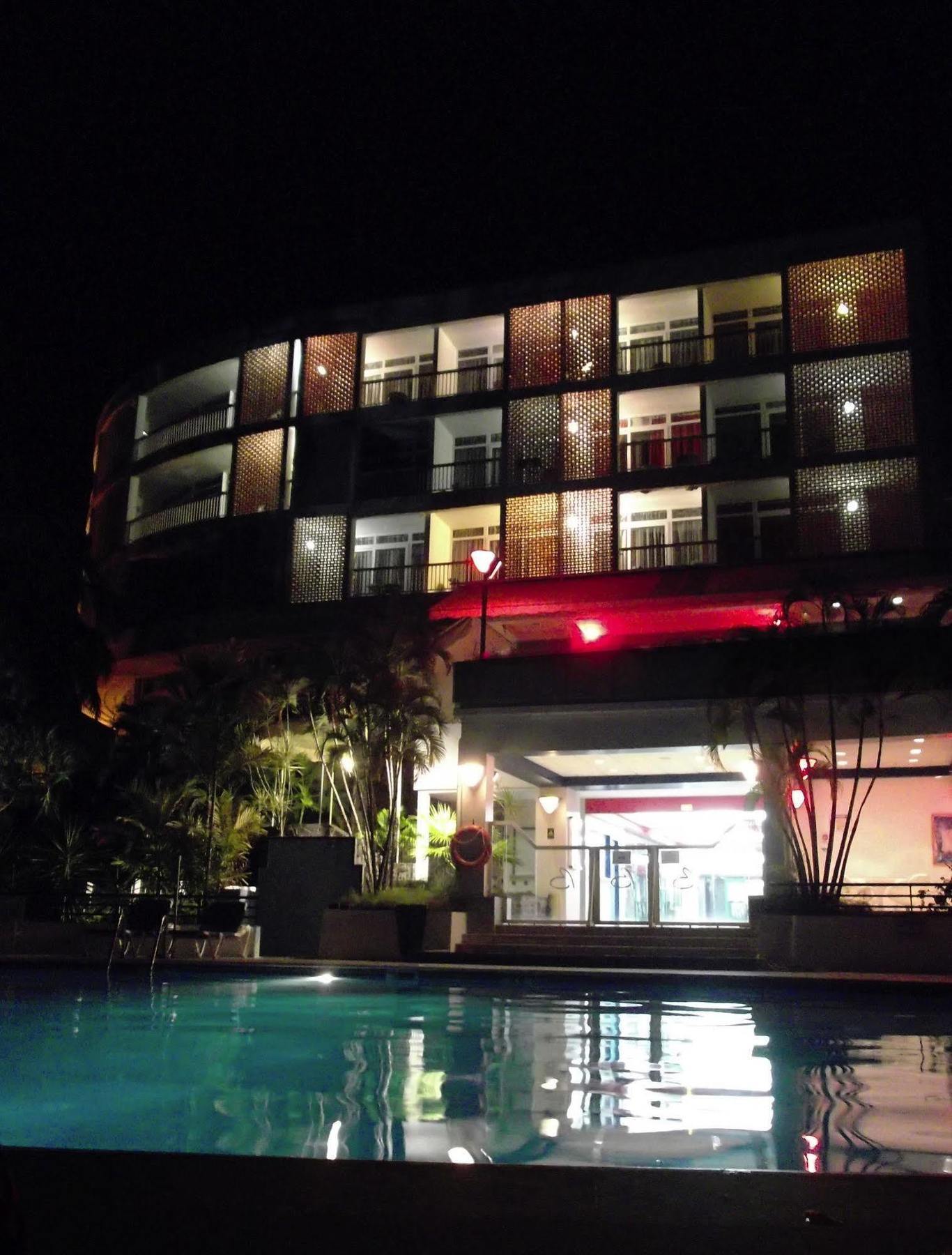 Hotel La Bateliere Schoelcher Ngoại thất bức ảnh
